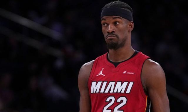 PG模拟器-巴特勒：新赛季目标是多打比赛 不在乎钱只想赢球